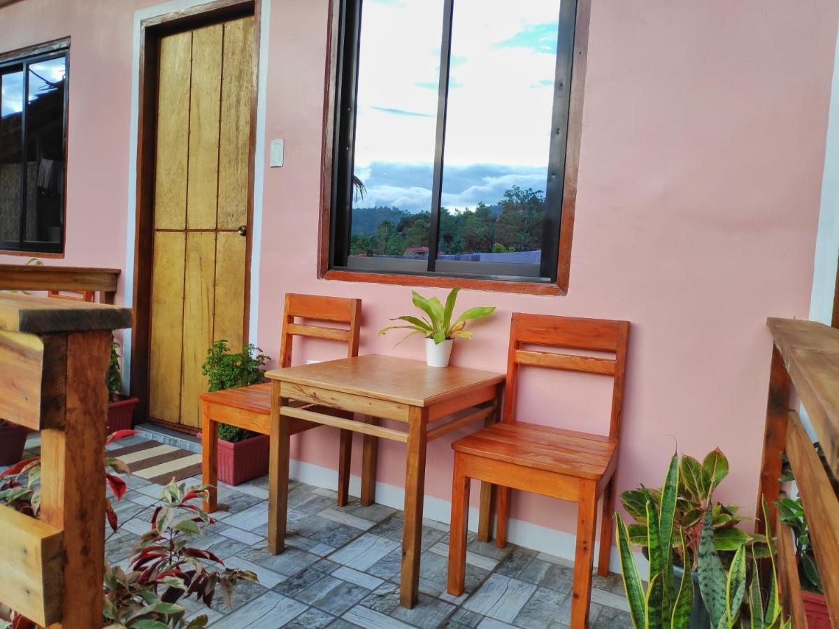 Nobi's Inn, Port Barton * San Vicente (Palawan)